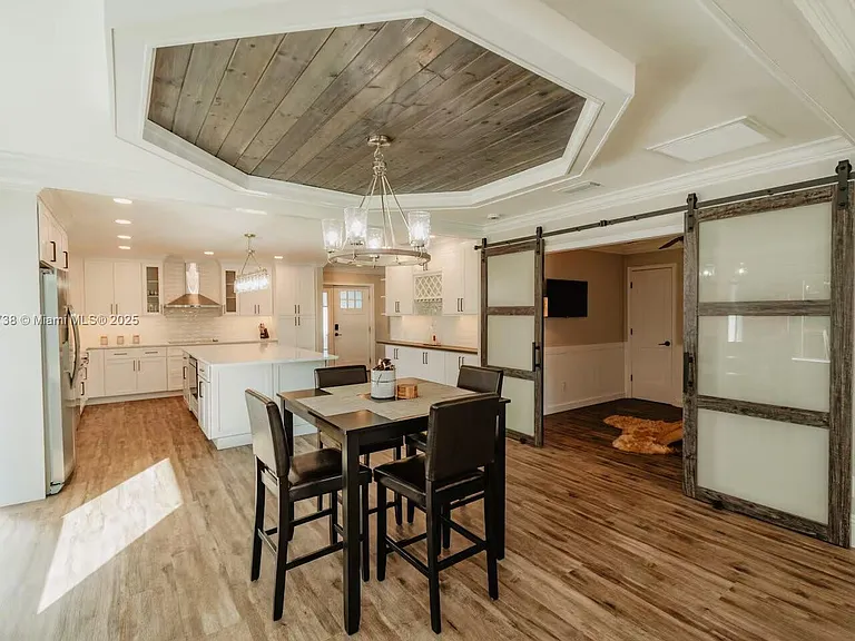 9675 SW Anchor Dr — Photo 14