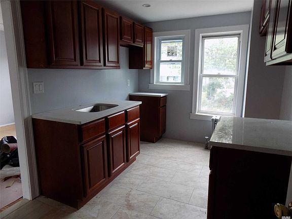 5th image of 11448 145th St