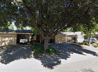 718 Sycamore Ln, Davis, CA 95616