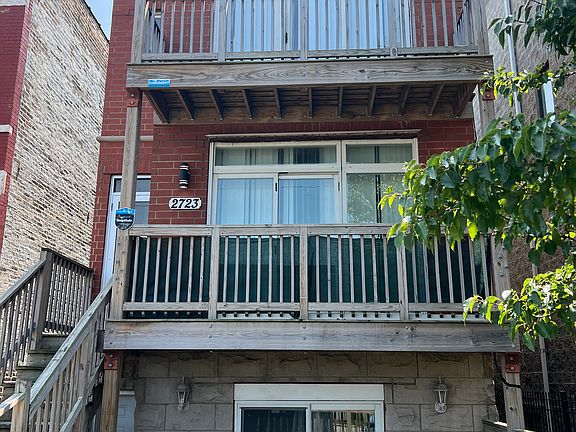 2nd image of 2723 W Congress Pkwy APT 2