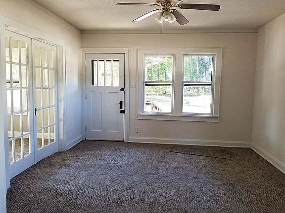 2nd image of 707 S Greenwood Ave
