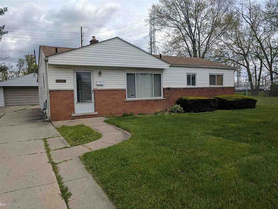 1st image of 24280 Antoinette Ave