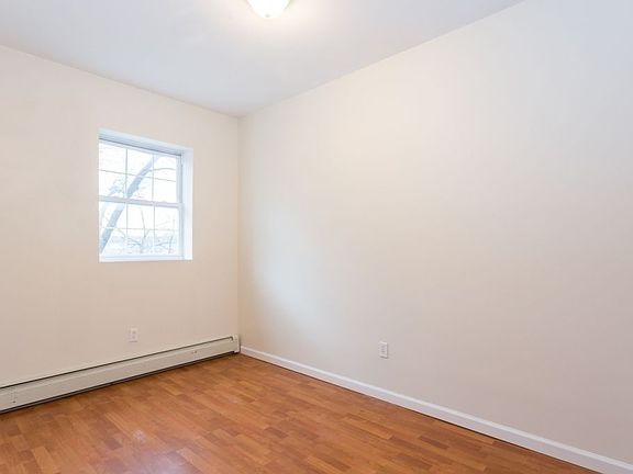 3rd image of 183 Chauncey St #2
