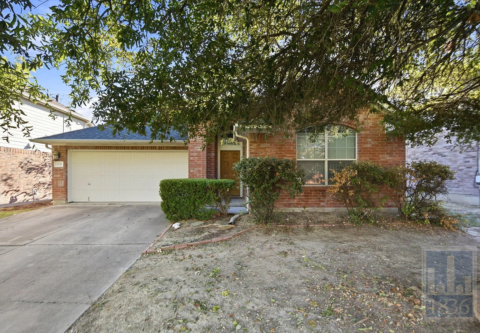 3 bed, 2.0 bath, 1682 sqft, $1,975 — Photo 1