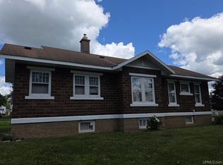 614 Roosevelt Ave, Iron River, MI 49935