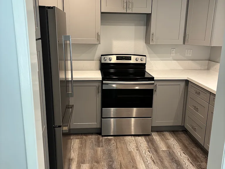 816 Amigos Way #A — Photo 11