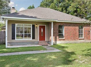 10651 Holly Hock Dr, Greenwell Springs, LA 70739