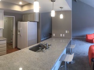 1204 Spruce Tree Cir, Sacramento, CA 95831