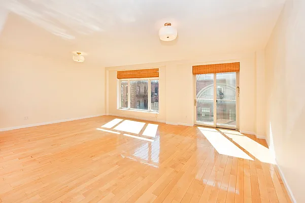 Rented by Nolita Group | media 12