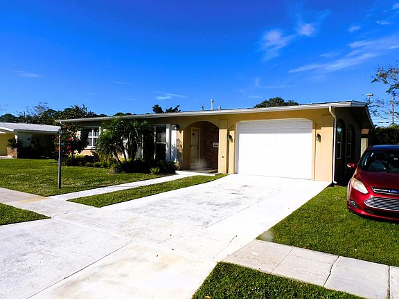 3rd image of 2960 SE Morningside Boulevard