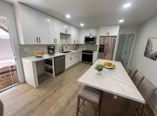 17422 Keelson Ln #7, Huntington Beach, CA 92647