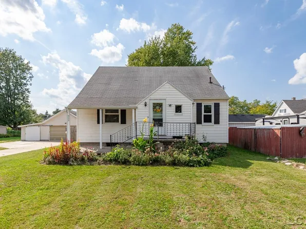 355 Midway St, Dundee, MI 48131