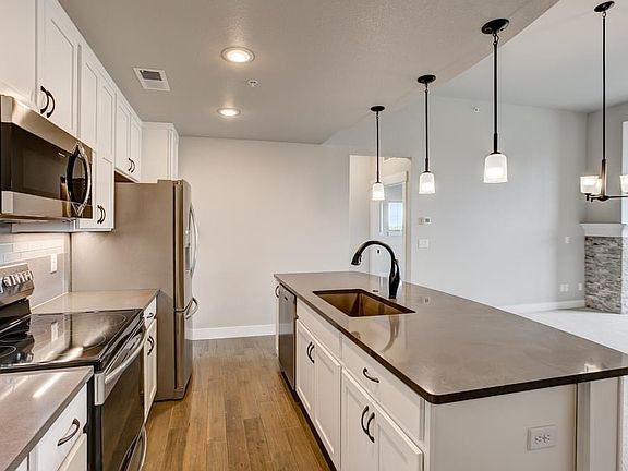 Kitchen - Previous Oxford Floor Plan - Finishes May Vary
