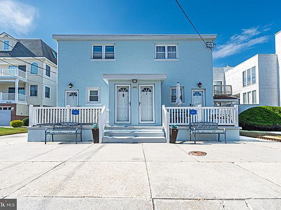3rd image of 9411 Monmouth Ave