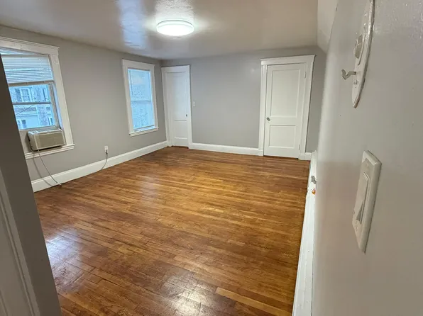 9 Gordon St Unit B-12, Framingham, MA 01702