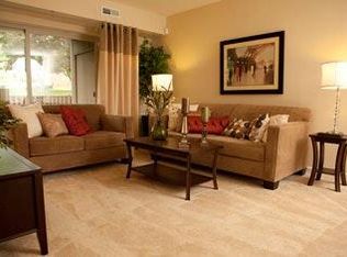 19 Montrose Manor Ct APT B, Catonsville, MD 21228