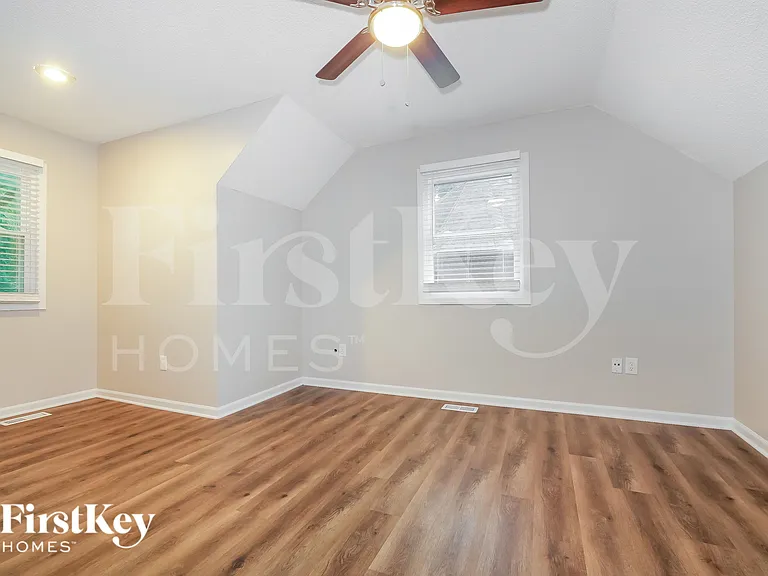 425 N Mesquite St — Photo 12