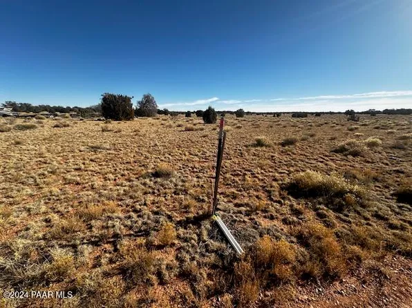 234S W Brothers Rd, Seligman, AZ 86337