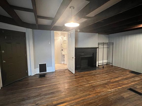 5th image of 262 N Broadway APT 1E