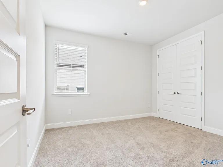 104 Clift Creek Dr — Photo 12