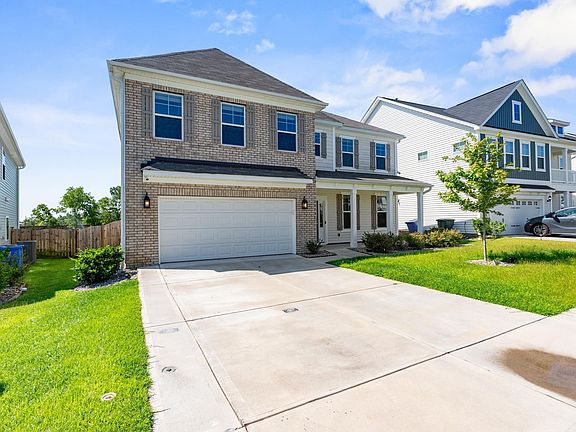 3rd image of 148 Brockway Dr