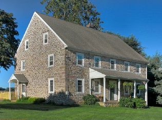 605 N Biesecker Rd, Thomasville, PA 17364