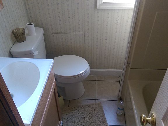 5th image of 2923 Weikel St