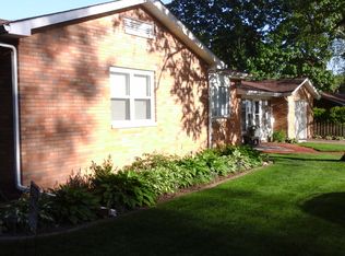 727 8th St, Bettendorf, IA