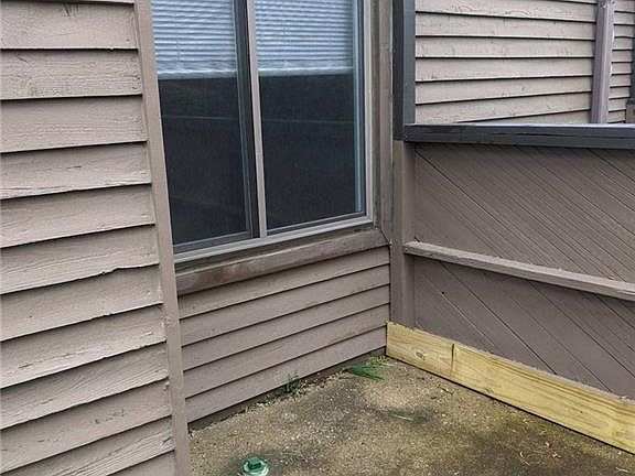 4th image of 424 Abbotsleigh Ct #102