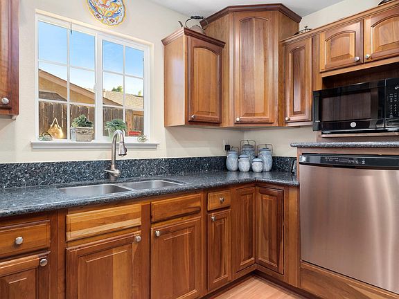 5th image of 6367 Creekcrest Cir