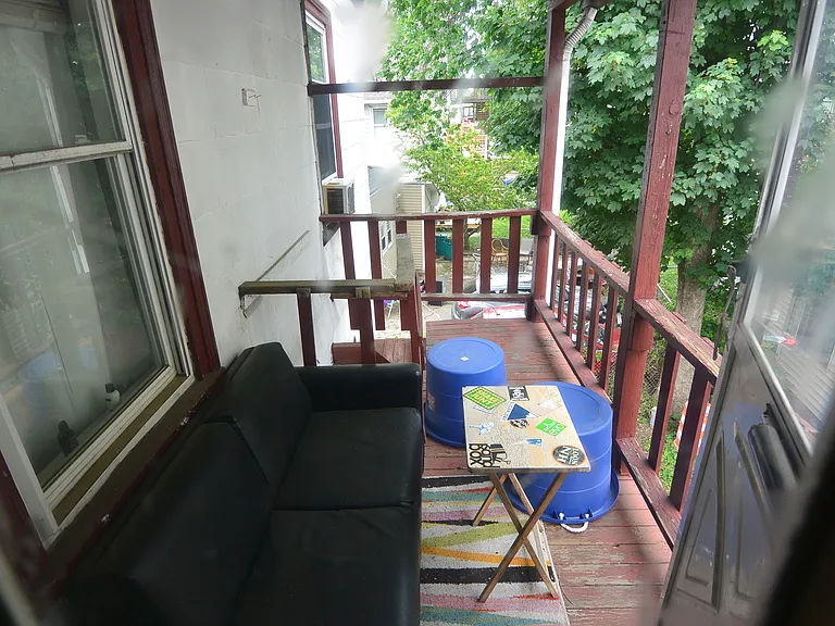 34 Linden St — Photo 16