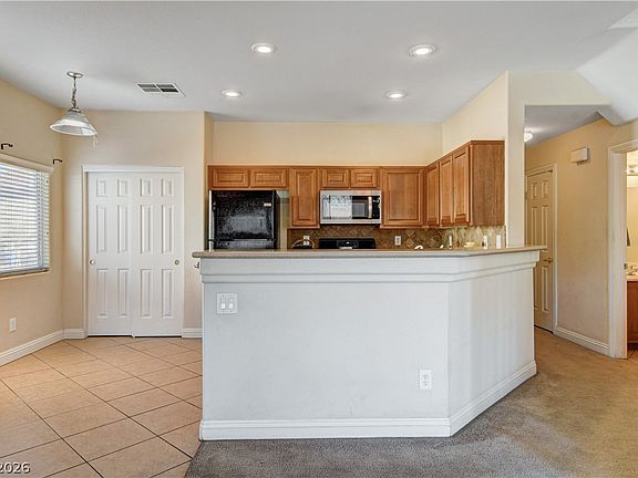 5th image of 1105 Pleasure Ln Unit 102