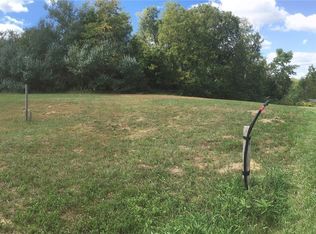 3044 Savannah Ct, Hiawatha, IA 52233