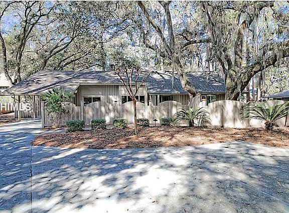 4th image of 78 N Sea Pines Dr