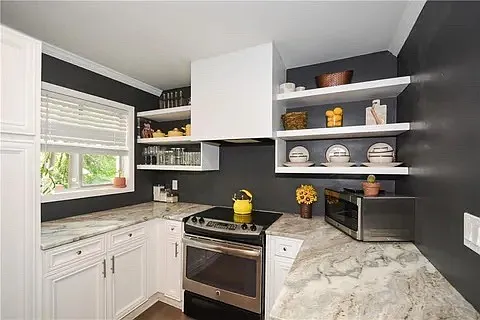 Vanguard Cir SW — Photo 19
