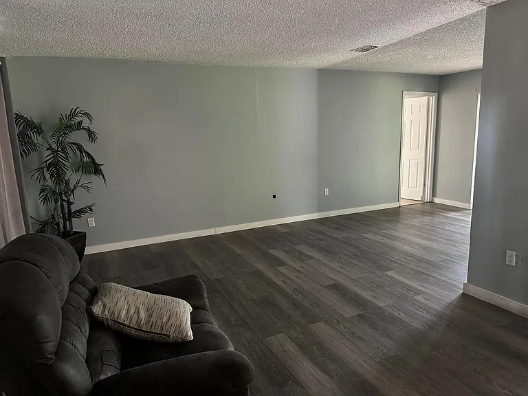 3819 Ramiro St — Photo 8