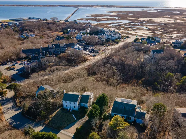 5 Pilgrim Hgts Road, Provincetown, MA 02657