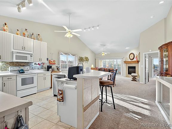 5th image of 201 Grandview Dr