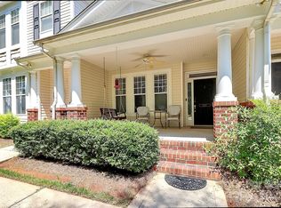 2044 Gable Way Ln, Matthews, NC 28104