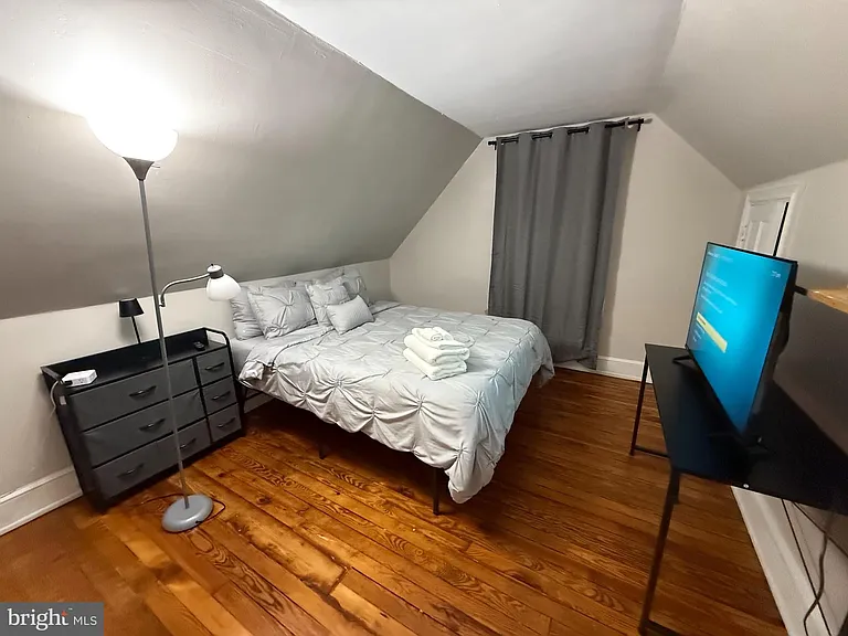 36 W Cedar Ave #B — Photo 8