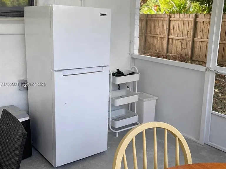 5800 SW 61st St — Photo 17