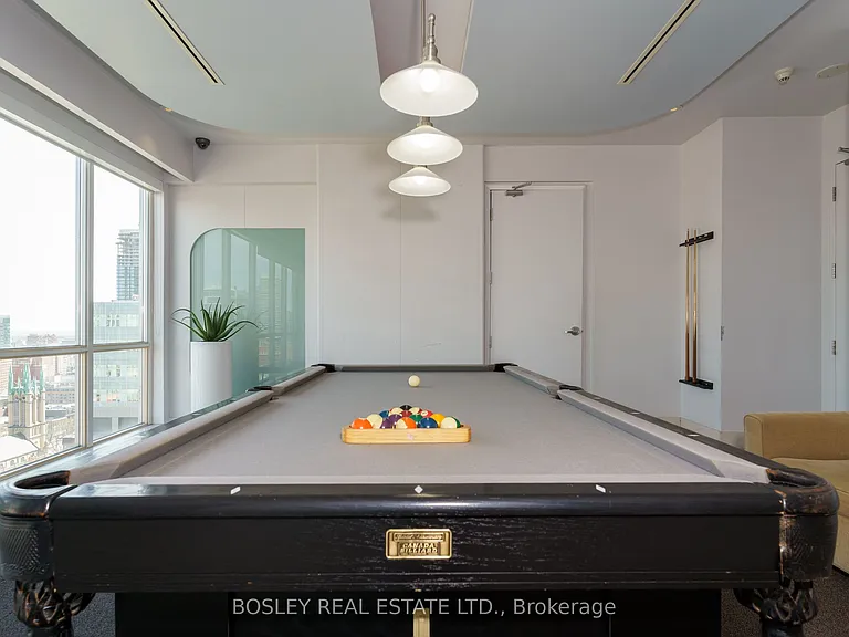 220 Victoria St #803 — Photo 22