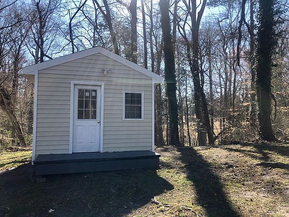 4th image of 3590 E 10th St