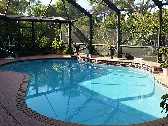 screened enclosure