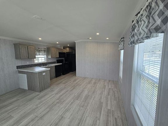 3rd image of 3301 58th Ave N Lot 337
