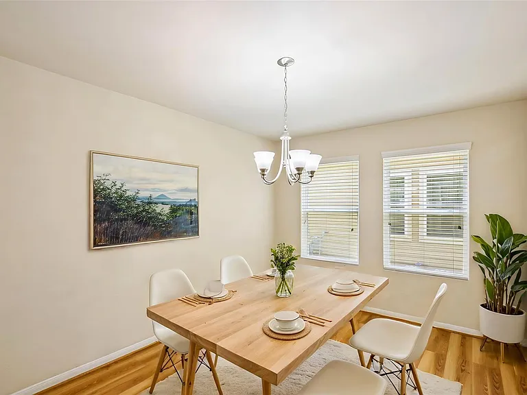 21127 Fox Orchard Ct — Photo 9