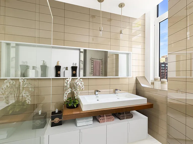 52 E 4th St #9 — Photo 8