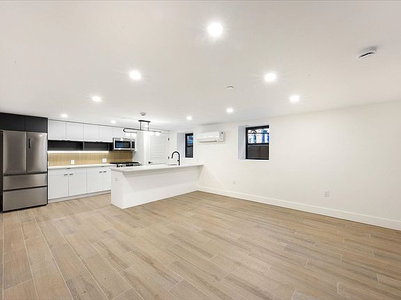 3rd image of 166 Hancock Ave #G03