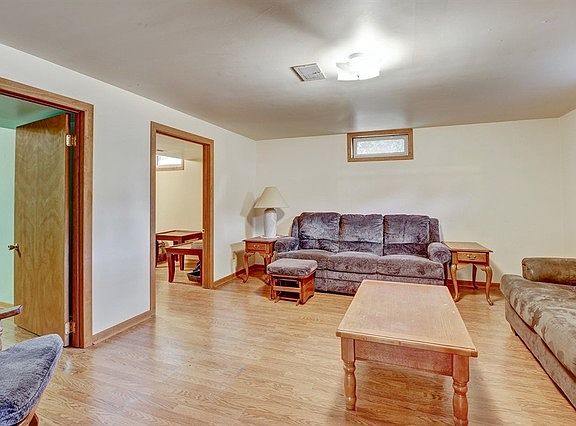 4th image of 1706 N Shabbona St