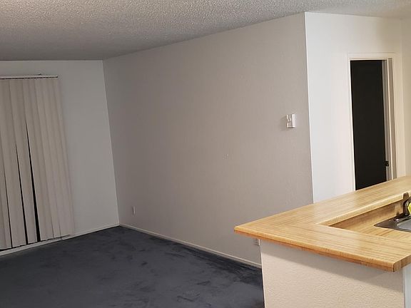 4th image of 247 Boardwalk Ave APT H